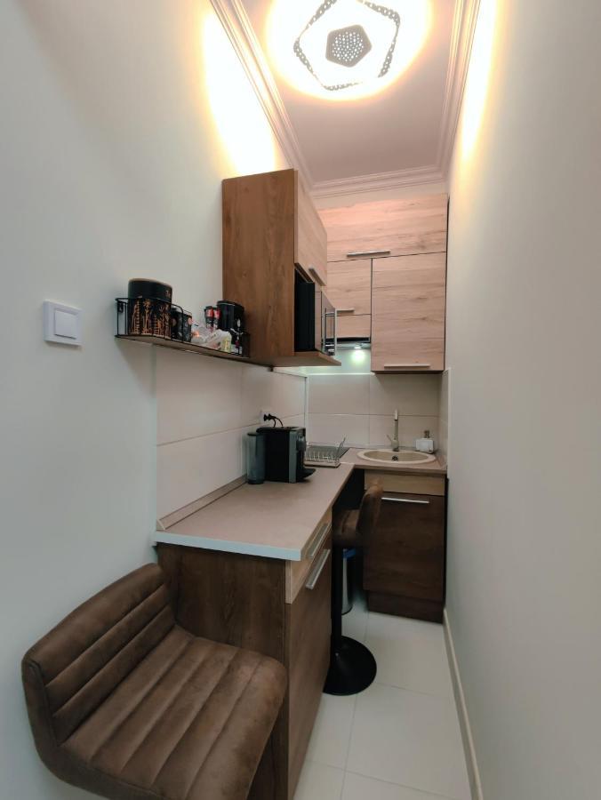 דברצן Central Palace Apartman מראה חיצוני תמונה