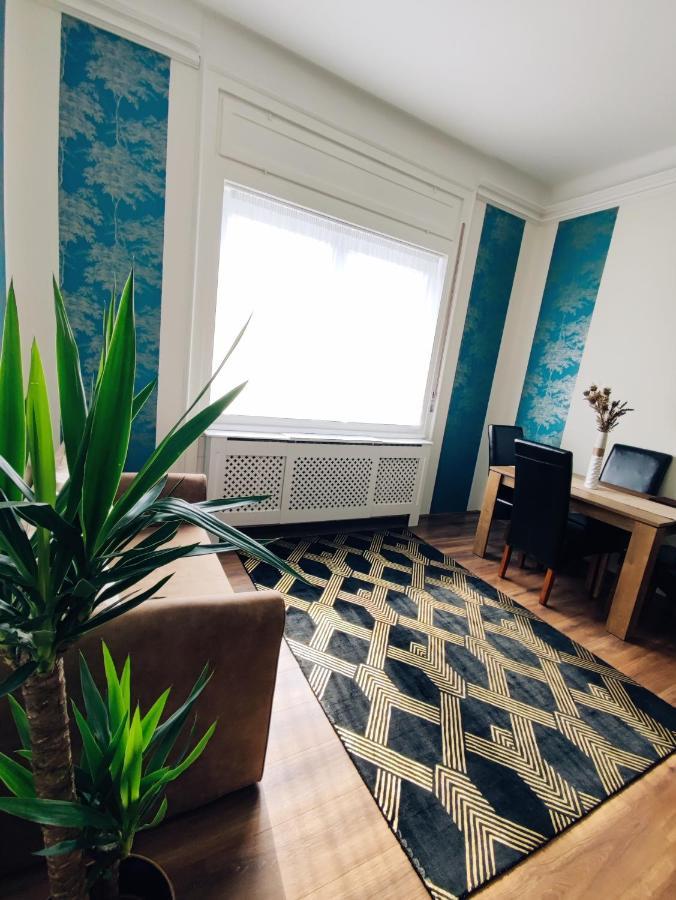 דברצן Central Palace Apartman מראה חיצוני תמונה